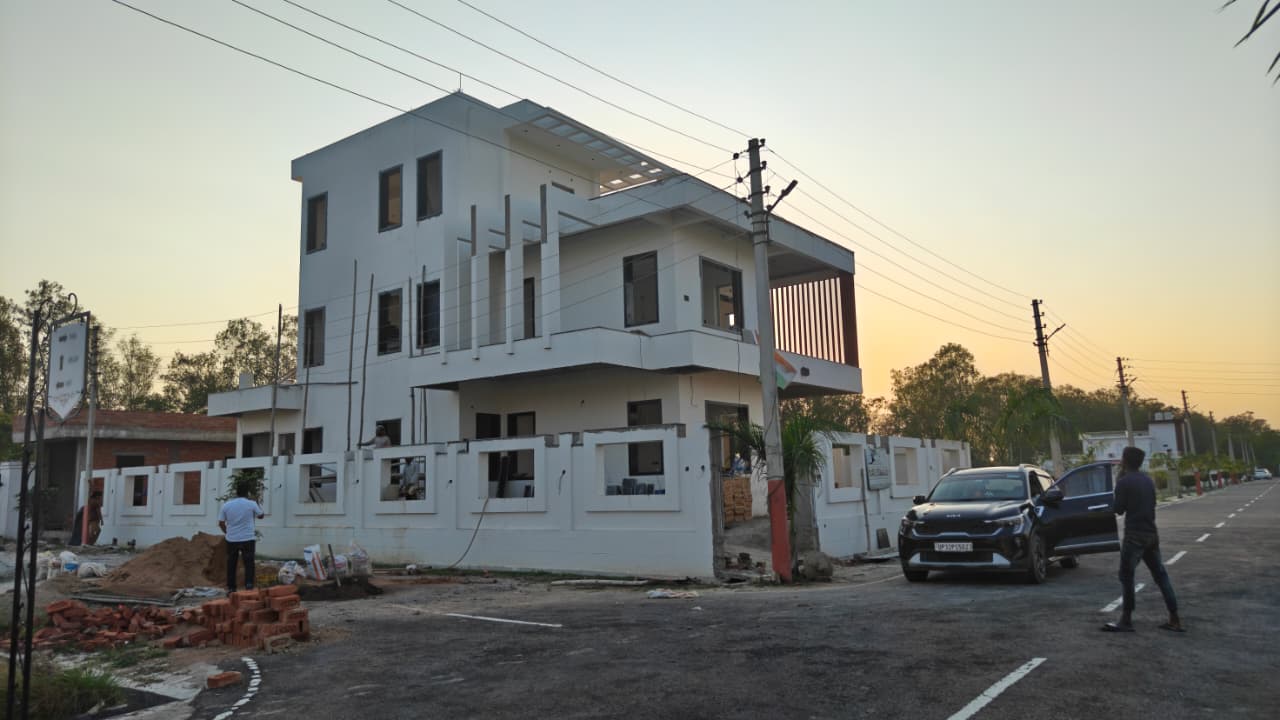 Mezzanine Frame · Kanpur